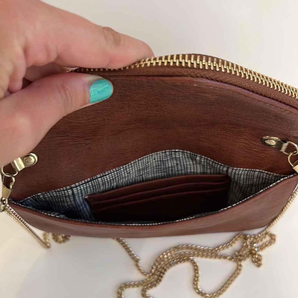 Francesca’s Brown and Gold Envelope Crossbody Bag - Picture 2 of 5